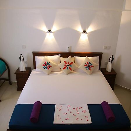 Aken Villa Hikkaduwa Ngoại thất bức ảnh