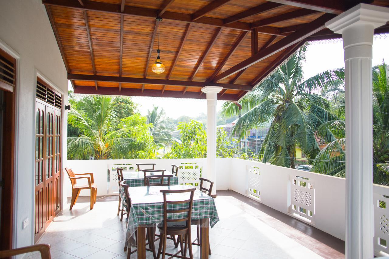 Aken Villa Hikkaduwa Ngoại thất bức ảnh
