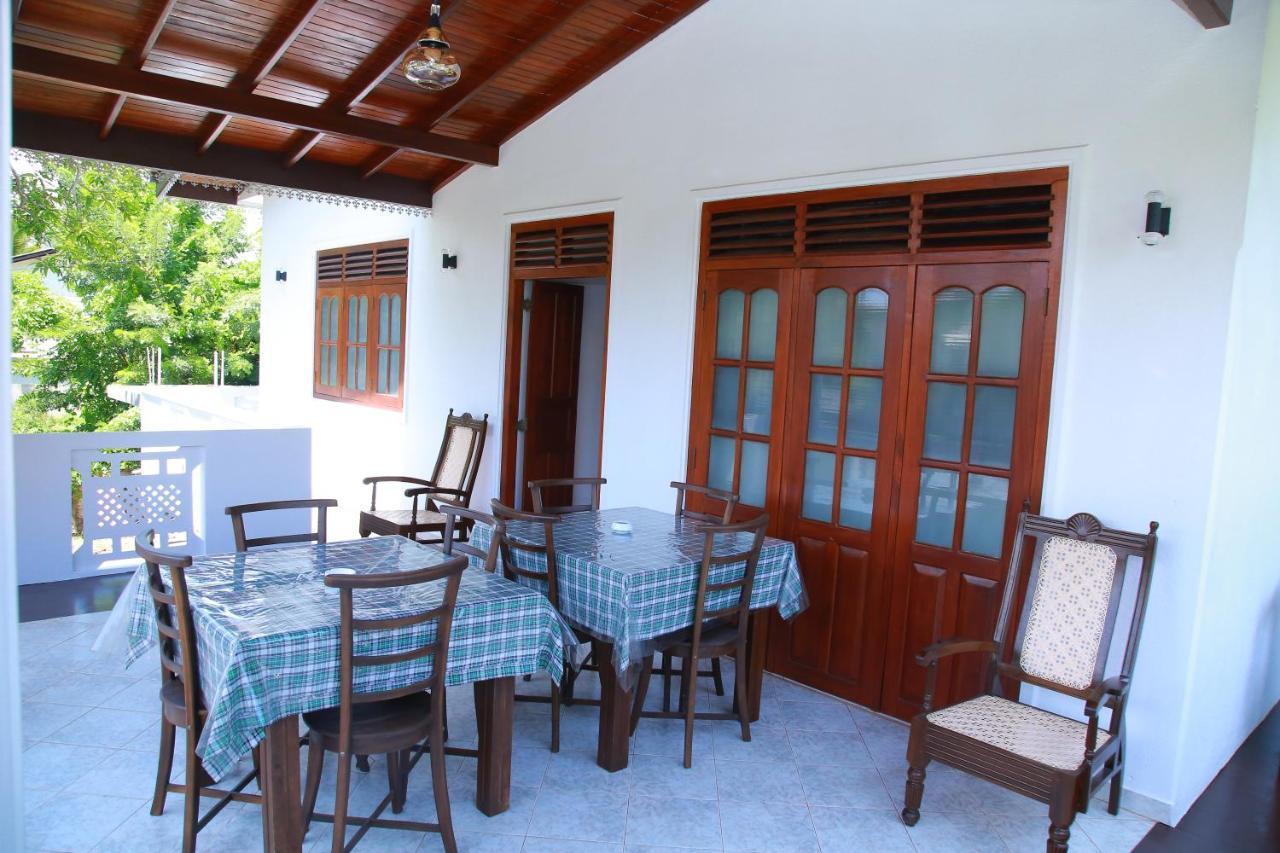 Aken Villa Hikkaduwa Ngoại thất bức ảnh